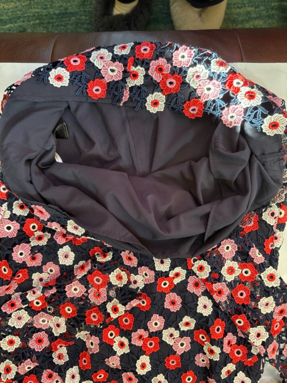 ML Monique Lhuillier Navy and Red Floral lace midi dress Sz 4